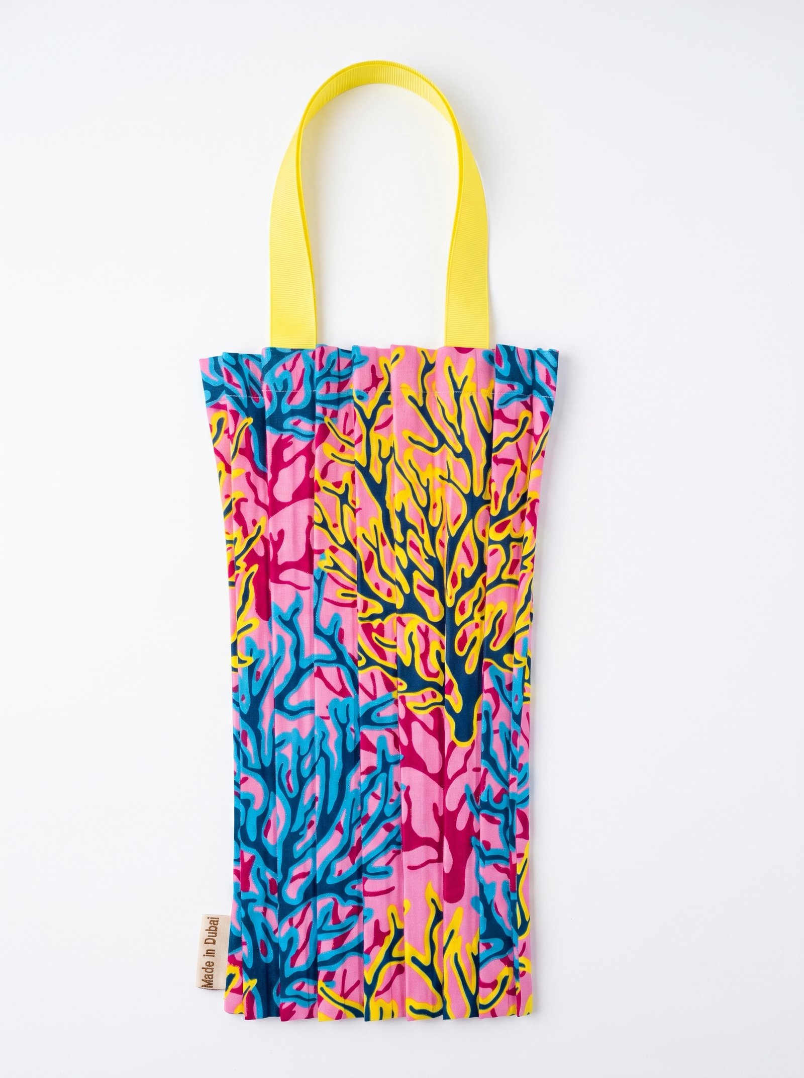 https://veline.ae/storage/photos/1/Rossa x Veline - New Items/Coral_Whisper.JPG